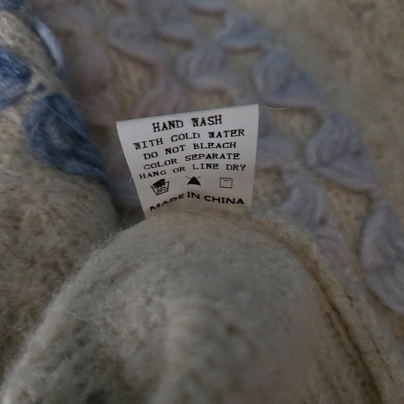 Dreamers By Debut Cream And Pastel Heart Knit Sweater Xs - Picture 5 of 6